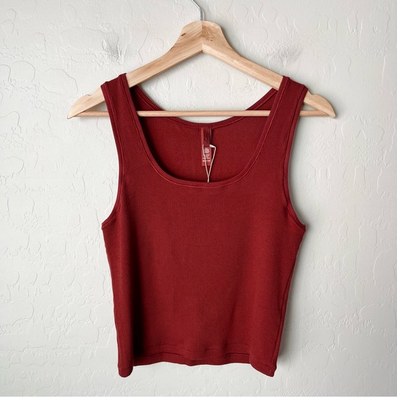 Skims Sangria Ribbed Cotton Tank Top - Picture 2 of 7